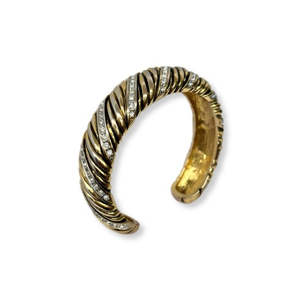 Mia Classic Vintage Style Open Bracelet - Picture 3 of 4